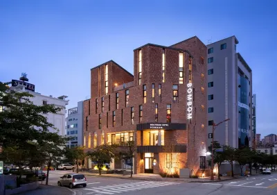 Boutique Hotel BomBom Отели рядом с достопримечательностью «Ojukheon»