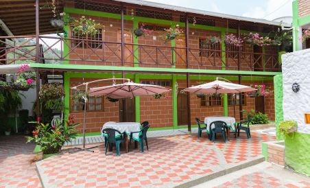 Hotel Doña Triny - Housity