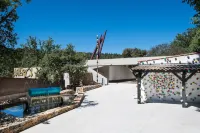 Commanderie de Peyrassol Hotels in Pierrefeu-du-Var