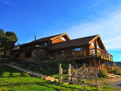 Boulder Mountain Guest Ranch