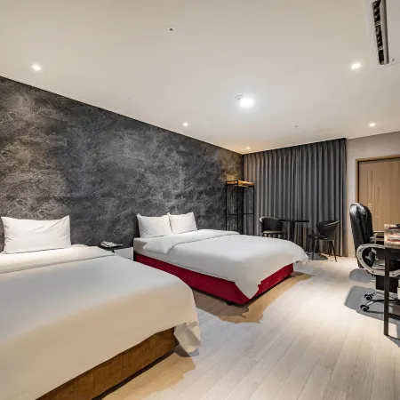Andong Queen Hotel