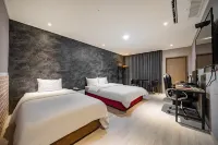 Andong Queen Hotel