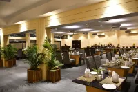 Sinclairs Retreat Dooars, Chalsa Hotels in Murti