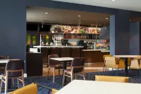 Courtyard Newark Silicon Valley - バー