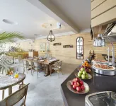 Lalila Blue Suites