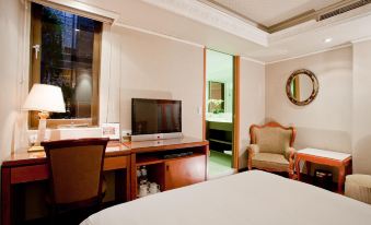 Deja Vu Hotel