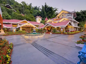 Mayfair Spa Resort & Casino