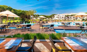 Pine Cliffs Ocean Suites, a Luxury Collection Resort & Spa, Algarve