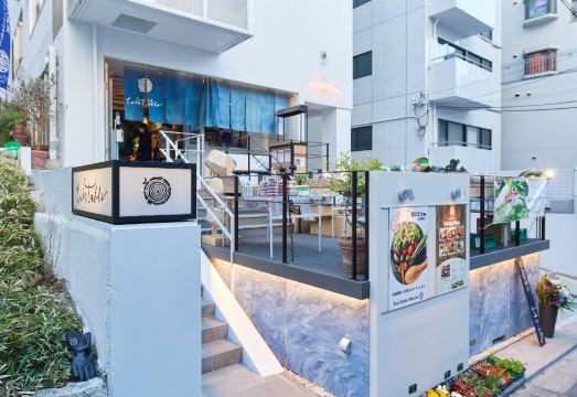 Turn Table 라운지