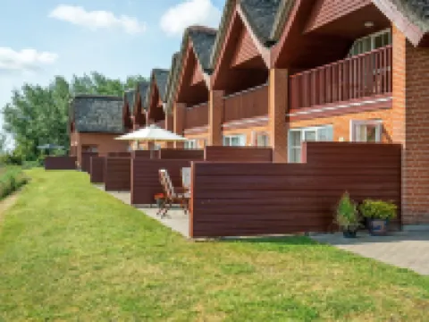 "Henrietta" - 3.5km from the Sea