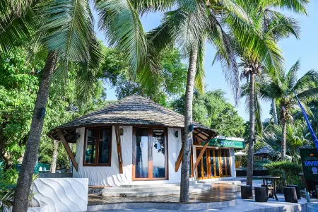 Sairee Cottage Resort Отели рядом с достопримечательностью «Бухта/пляж Jansom Bay»