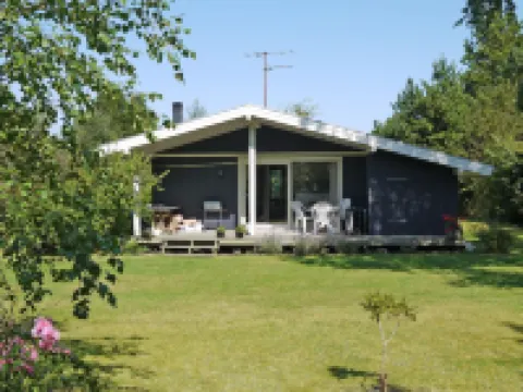 "Menard" - 400m from the Sea