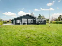 "Antti" - 350m from the Sea Hotels in Millinge