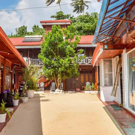Coral Beach Hotel