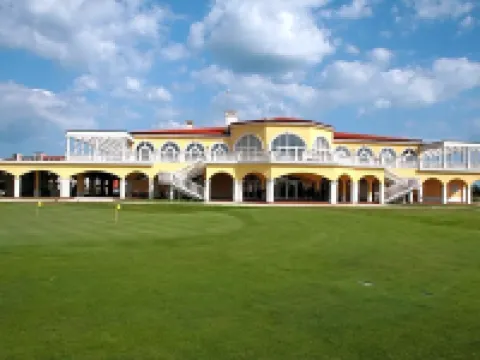 Lighthouse Golf & Spa Hotel - Mineral Pools, All Inclusive & Beach Access Hotels in Balchik