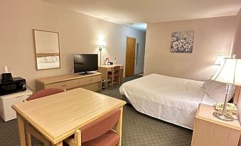 Timberland Inn & Suites