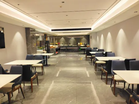 Ease International Hotel (Xingye High-speed Railway Station People's Square) Отели рядом с достопримечательностью «Shiyi Tower»