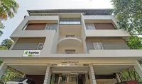 Treebo Sreepathi Nirmalayam 400 Meters from Guruvayoor Temple Hotels in Guruvayur