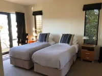 Alpine Peaks Apartment