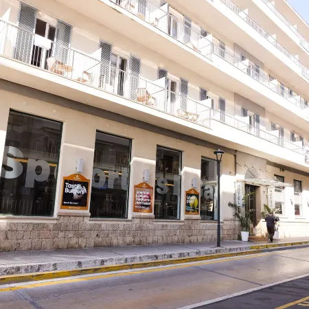 Hotel Subur