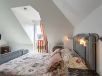 Valhalla, Chez Jules