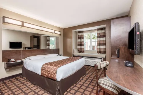 Microtel Inn & Suites by Wyndham Macon - 2-Star