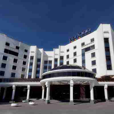 Cosmos Ekaterinburg Hotel Exterior