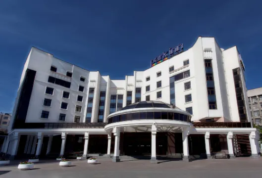 Cosmos Ekaterinburg Hotel (Космос Екатеринбургбывш. Park Inn by Radisson Ekaterinburg)