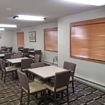 Americas Best Value Inn and Suites Bismarck