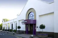 South Mimms/Potters Bar Hotels in Potters Bar