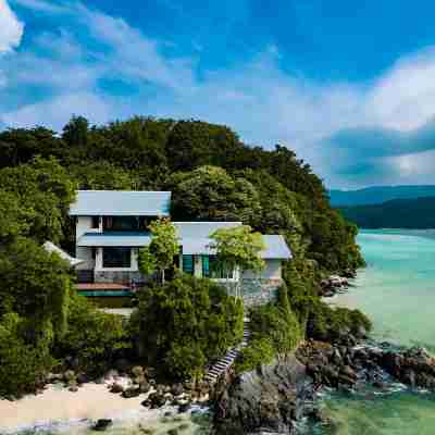 JA Enchanted Island Resort Seychelles Hotel Exterior