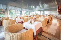 Park Hotel - breakfast