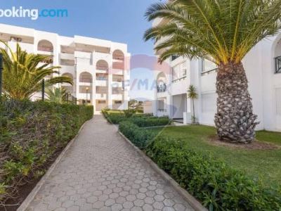 Magnifique Appartement 500m de la Plage Avec Piscine