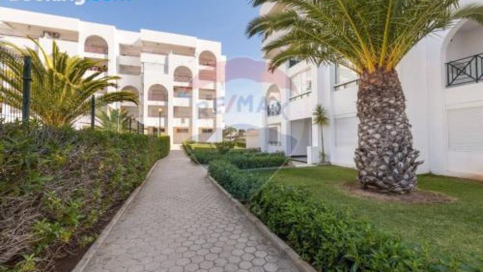 Magnifique Appartement 500m de la Plage Avec Piscine