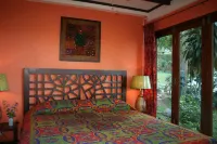 Baan Tildao Pround Fah /Exotic Room on a Hill