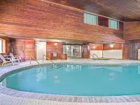 Super 8 by Wyndham Shakopee Hotels in Shakopee