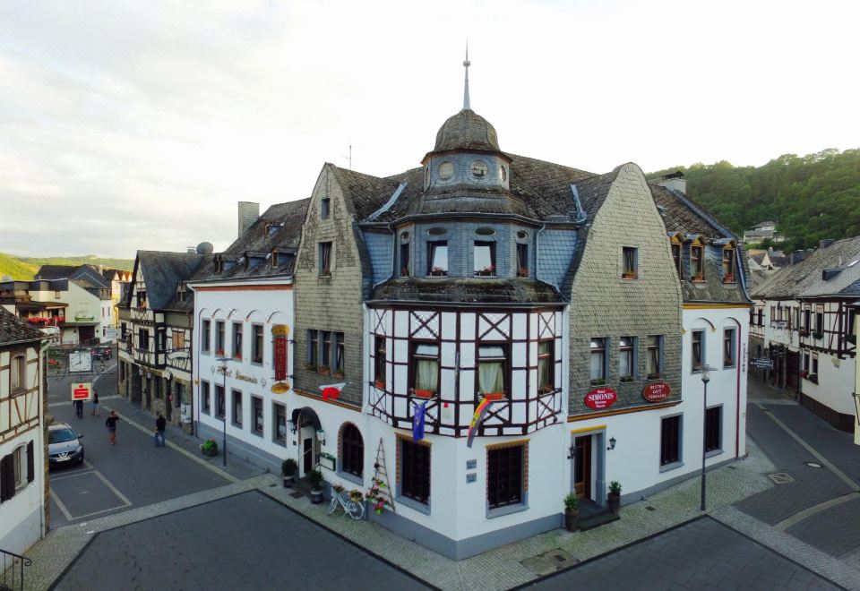 hotel overview picture