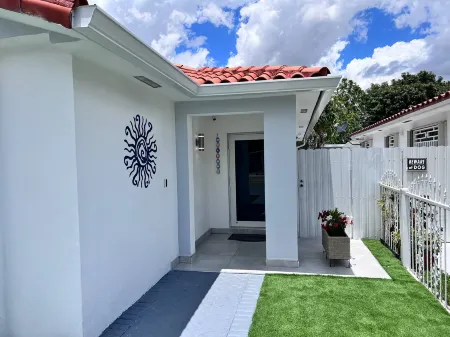 💎💎💎luxurious Tropical Private Oasis by Mia Airport Отели рядом с достопримечательностью «Lake Tahoe»