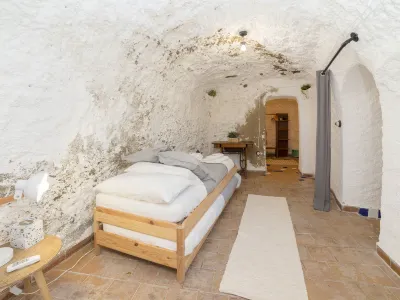 Cueva de Lindaraja