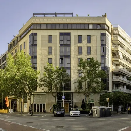 Hotel America Barcelona Отели рядом с достопримечательностью «Железнодорожный вокзал Провенса»