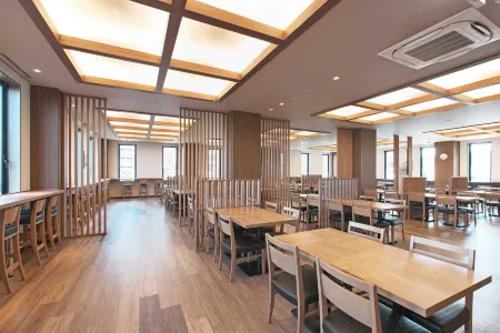 Hotel Route Inn Kusatsu Ritto -Ritto Inter Kokudo 1 Gou- Отели в г. Ритто