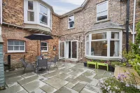 Host & Stay - the Courtyard at No.47 Hotels in West Ayton