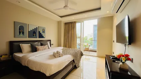 Zen Suites Gurgaon - Luxe Stays Collection Отели рядом со станцией Gurgaon Railway Station