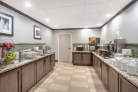 Wingate by Wyndham Charleston Coliseum - 2 stjerner