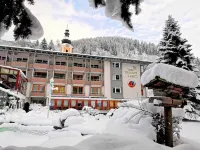 Evident Hotel Prägant - spa
