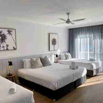 The Quarters, Ascend Hotel Collection Rooms