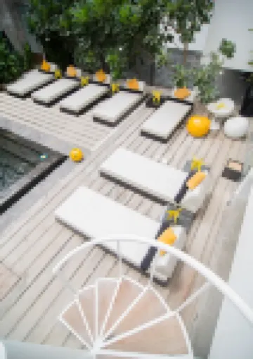 Arthur & Paul (Men Only Hotel)