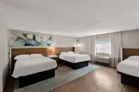 Wyndham Garden Ankeny/Des Moines Hotels near Saylorville Lake Butterfly Garden