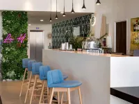 Holiday Inn MARSEILLE AIRPORT by IHG - Bar