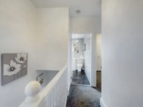 Zoo Cottage Hotels in 